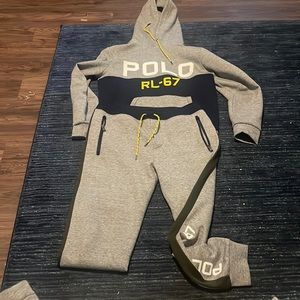 Polo Ralph Lauren sweatsuit. New! Sz. M. Gray,Navy, Yellow, Green. Great deal!